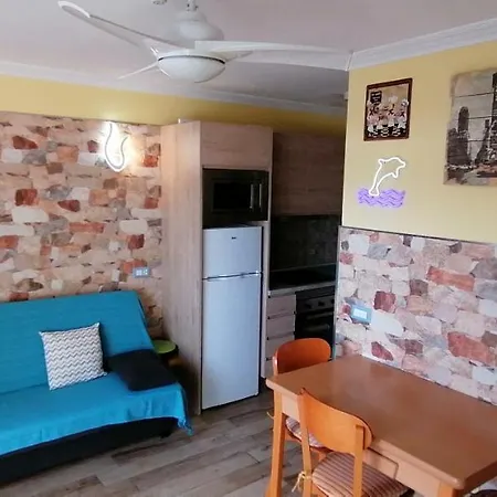 Glamour Near Yumbo Center Apartament *